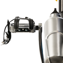 Cargar imagen en el visor de la galería, BICICLETA SPINNING MONZA BLANCA